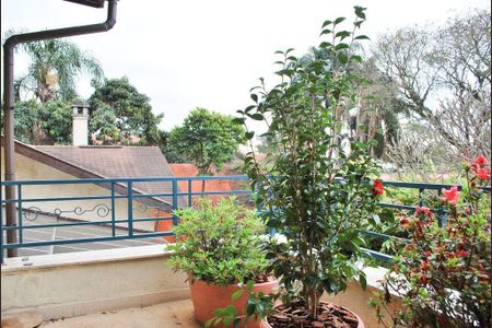 Casa para alugar com 533m², 4 quartos e 5 vagas