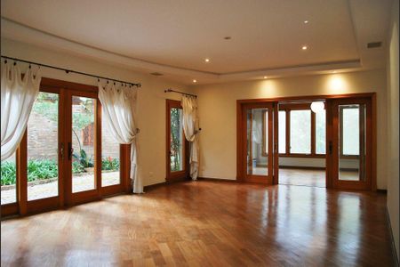 Casa para alugar com 4 quartos, 533m² em Jardim Prudência, São Paulo