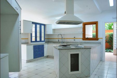 Casa para alugar com 533m², 4 quartos e 5 vagas