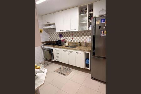Apartamento à venda com 198m², 4 quartos e 2 vagas