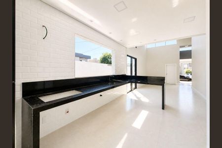 Casa à venda com 187m², 3 quartos e 4 vagas