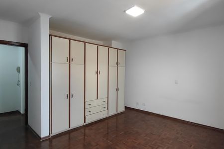 Apartamento para alugar com 147m², 3 quartos e 2 vagas Apartamento para alugar com 147m², 3 quartos e 2 vagasSuíte