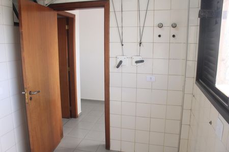 Apartamento para alugar com 147m², 3 quartos e 2 vagasÁrea de Serviço