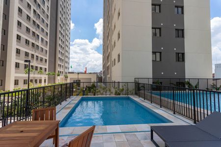 Apartamento para alugar com 40m², 2 quartos e 1 vagaÁrea comum - Piscina