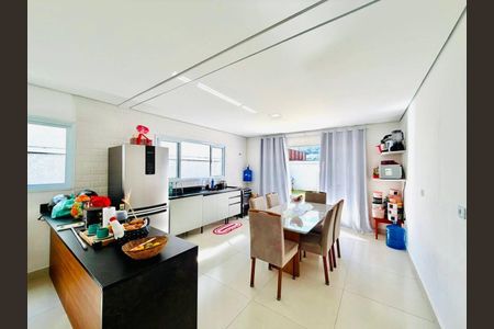 Casa de Condomínio à venda com 3 quartos, 108m² em Fazendinha, Santana de Parnaíba