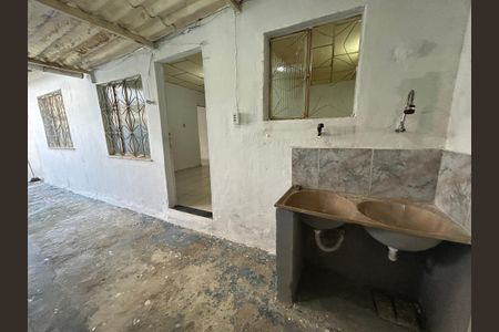 Casa para alugar com 60m², 1 quarto e sem vagaÁrea de Serviço