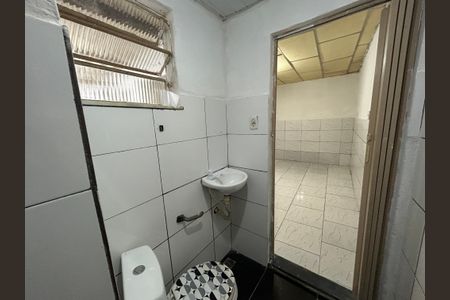 Casa para alugar com 60m², 1 quarto e sem vagaBanheiro