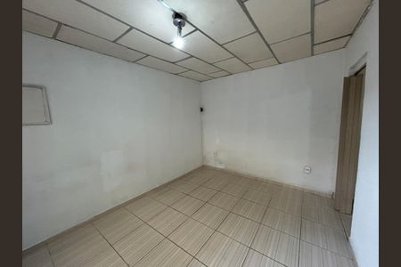 Quarto de casa para alugar com 1 quarto, 60m² em Osvaldo Cruz, Rio de Janeiro