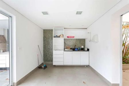 Casa à venda com 1 quarto, 247m² em Jardim das Acacias, São Paulo