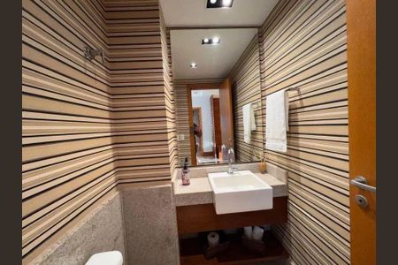 Apartamento à venda com 233m², 3 quartos e 3 vagas