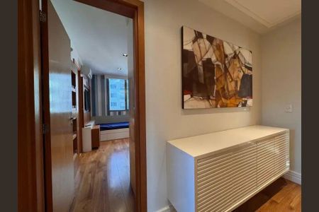 Apartamento à venda com 233m², 3 quartos e 3 vagas