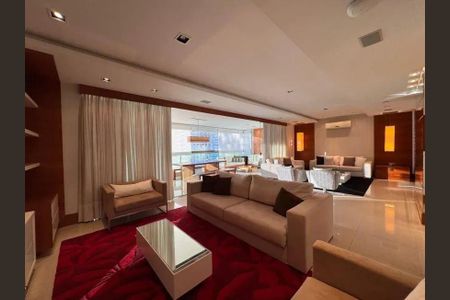 Apartamento à venda com 233m², 3 quartos e 3 vagas