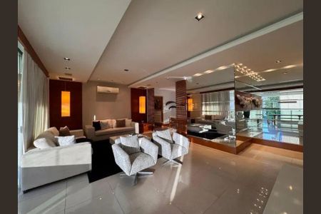 Apartamento à venda com 233m², 3 quartos e 3 vagas