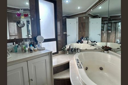 Apartamento à venda com 290m², 4 quartos e 3 vagas