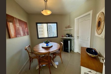 Apartamento à venda com 290m², 4 quartos e 3 vagas