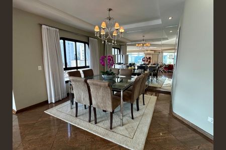Apartamento à venda com 290m², 4 quartos e 3 vagas