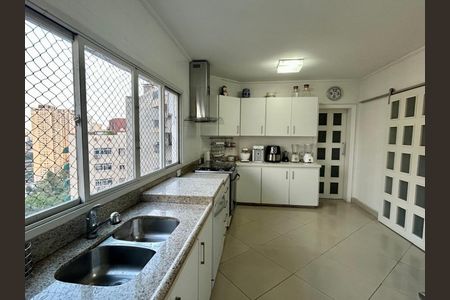 Apartamento à venda com 290m², 4 quartos e 3 vagas