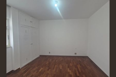 Apartamento à venda com 3 quartos, 122m² em Cruzeiro, Belo Horizonte