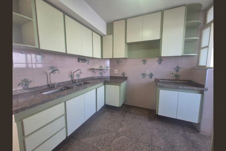 Apartamento à venda com 122m², 3 quartos e 2 vagas