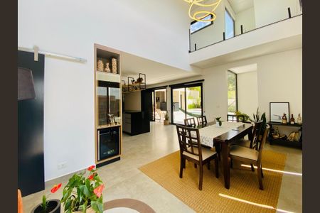 Casa de Condomínio à venda com 3 quartos, 286m² em Sítio do Morro, Barueri