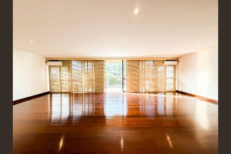 Apartamento à venda com 294m², 4 quartos e 4 vagas