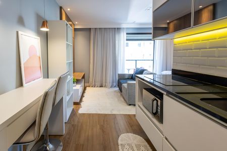 Cozinha de kitnet/studio para alugar com 1 quarto, 40m² em Campo Belo, São Paulo