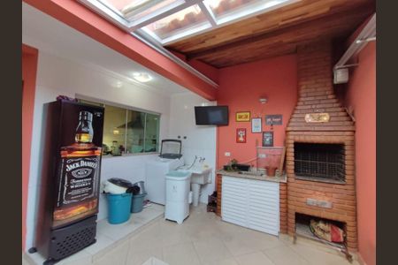 Casa à venda com 128m², 3 quartos e 4 vagas