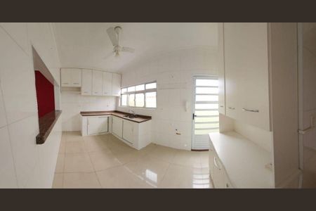 Casa à venda com 3 quartos, 174m² em Jardim Santa Francisca, Guarulhos