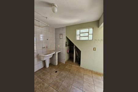 Casa à venda com 3 quartos, 174m² em Jardim Santa Francisca, Guarulhos