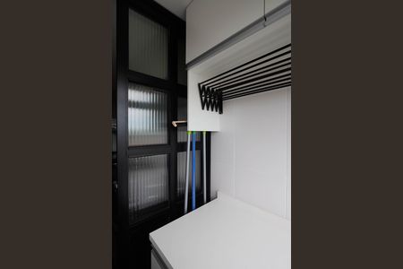 Apartamento à venda com 51m², 2 quartos e 1 vaga Apartamento à venda com 51m², 2 quartos e 1 vagaÁrea de Serviço