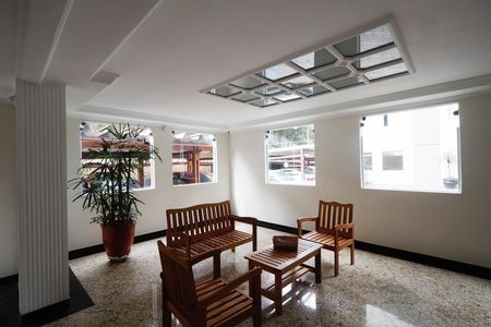 Apartamento à venda com 51m², 2 quartos e 1 vaga Apartamento à venda com 51m², 2 quartos e 1 vagaHall Social