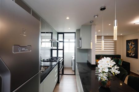 Apartamento à venda com 51m², 2 quartos e 1 vaga Apartamento à venda com 51m², 2 quartos e 1 vagaCozinha - Armários