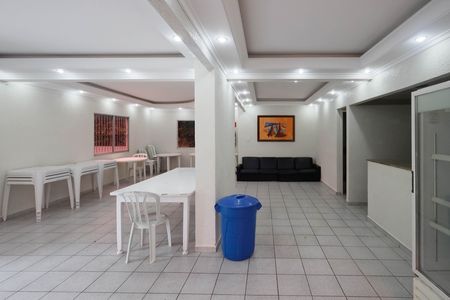 Apartamento à venda com 51m², 2 quartos e 1 vaga Apartamento à venda com 51m², 2 quartos e 1 vagaÁrea comum - Salão de festas