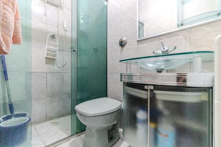 Banheiro de kitnet/studio para alugar com 1 quarto, 29m² em Vila Buarque, São Paulo