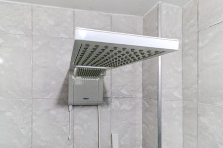 Banheiro de kitnet/studio para alugar com 1 quarto, 29m² em Vila Buarque, São Paulo