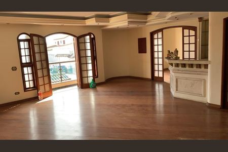 Casa à venda com 4 quartos, 400m² em Parque dos Passaros, São Bernardo do Campo
