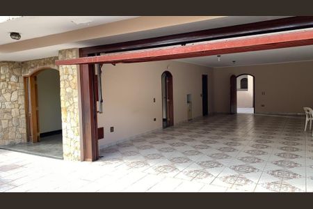 Casa à venda com 4 quartos, 400m² em Parque dos Passaros, São Bernardo do Campo