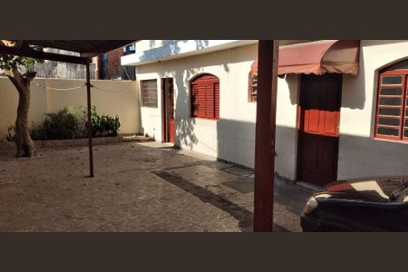Casa à venda com 250m², 6 quartos e 4 vagas