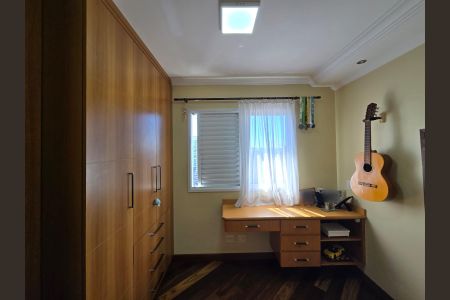 Apartamento à venda com 145m², 4 quartos e 3 vagas Apartamento à venda com 145m², 4 quartos e 3 vagasQuarto 03