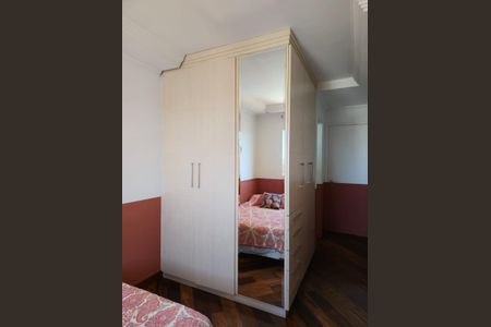 Apartamento à venda com 145m², 4 quartos e 3 vagas Apartamento à venda com 145m², 4 quartos e 3 vagas Suíte 02