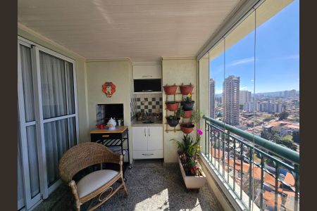 Apartamento à venda com 145m², 4 quartos e 3 vagas Apartamento à venda com 145m², 4 quartos e 3 vagasVaranda da Sala
