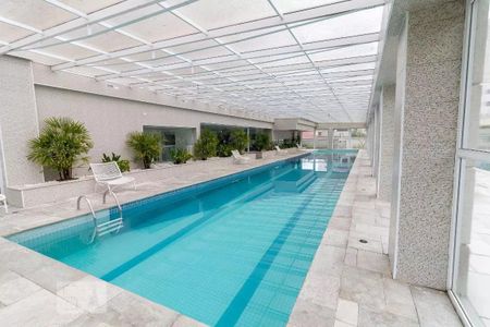 Apartamento à venda com 145m², 4 quartos e 3 vagas Apartamento à venda com 145m², 4 quartos e 3 vagasÁrea comum - Piscina