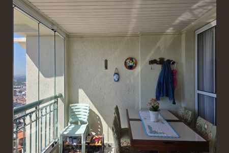 Apartamento à venda com 145m², 4 quartos e 3 vagas Apartamento à venda com 145m², 4 quartos e 3 vagasVaranda da Sala