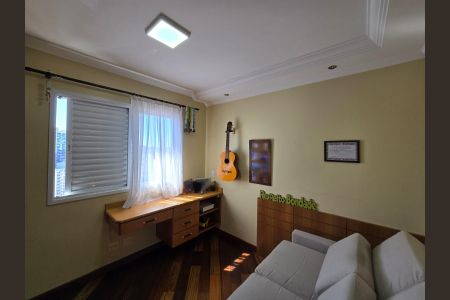 Apartamento à venda com 145m², 4 quartos e 3 vagas Apartamento à venda com 145m², 4 quartos e 3 vagasQuarto 03