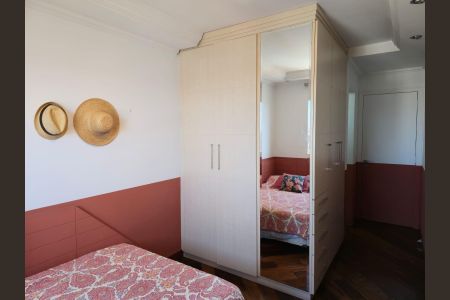 Apartamento à venda com 145m², 4 quartos e 3 vagas Apartamento à venda com 145m², 4 quartos e 3 vagas Suíte 02