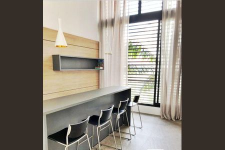 Apartamento à venda com 70m², 1 quarto e 1 vaga