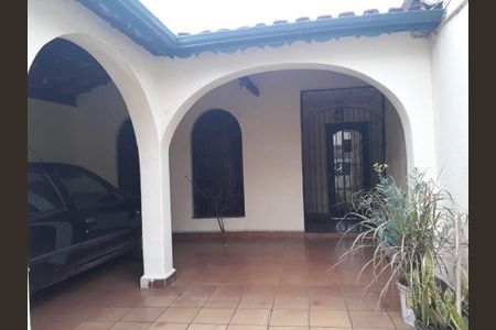 Casa à venda com 180m², 3 quartos e 2 vagas