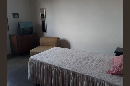 Casa à venda com 3 quartos, 180m² em Vila Alvinopolis, São Bernardo do Campo