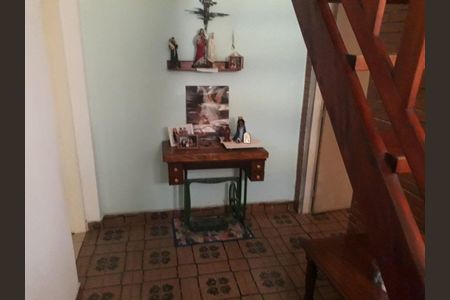 Casa à venda com 3 quartos, 180m² em Vila Alvinopolis, São Bernardo do Campo