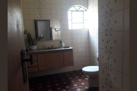 Casa à venda com 3 quartos, 180m² em Vila Alvinopolis, São Bernardo do Campo